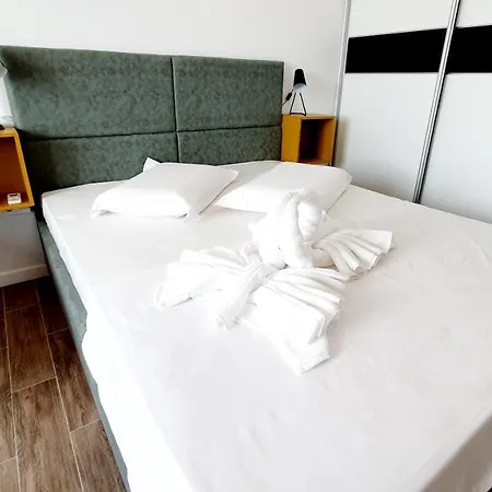 Lake Nord Apartman Mamaia